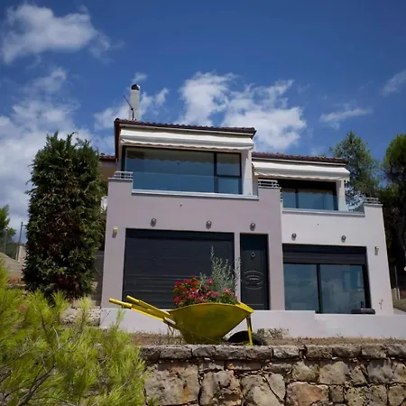 Pines Sea View 170 Sqm In Theologos Villa