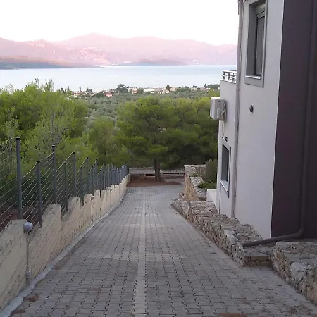 Villa Pines Sea View 170 Sqm In Theologos